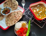 पंजाबी थाली_ दाल मखनी, लच्छा पराठा, सलाद, चटनी,मिर्ची रेसिपी चरण 9 फोटो