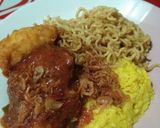 Foto langkah ke 3 dari resep Nasi Kuning simple Bumbu Racik.