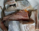 Foto langkah ke 1 dari resep Ikan goreng bawang putih.