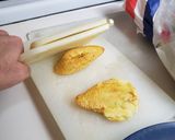 A picture of step 3 of Tostones.