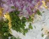 A picture of step 3 of Corn Thalipith.