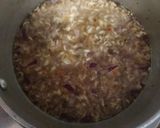 A picture of step 4 of Maggi manchow soup.