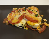 Foto del paso 10 de la receta: Huevos (duros) con tomate (pera) gratinados. ¡Pedazo cena!