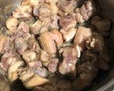 Hình bước làm 2 của món Trứng cút kho tàu
