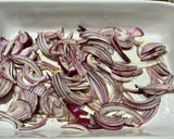 Foto del paso 1 de la receta: Secreto al horno con miel, mostaza y hierbas
