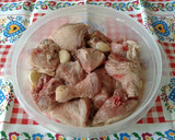 Foto del paso 1 de la receta: Pollo aliñado y frito