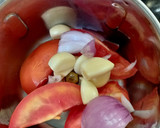 ஹோம் மேட் ரெட் சில்லி சாஸ் (Homemade redchilli sauce recipe in tamil) ரெசிபி ஸ்டேப் 2 புகைப்படம்