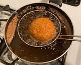 A picture of step 3 of Scotch Eggs.