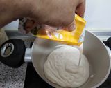 Foto del paso 1 de la receta: Crema de yogur con chocolate blanco