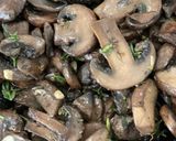 A picture of step 3 of Mushroom Pizza.
