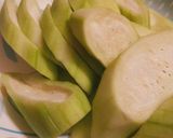 Hình bước làm 1 của món Mướp xào thịt xay