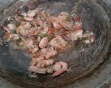 Foto langkah ke 5 dari resep Tumis Udang Cabai Bawang.