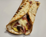 Foto del paso 6 de la receta: Fajita de tortilla con champiñones y jamón 😋