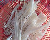 Foto langkah ke 1 dari resep Enoki Crispy.