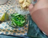 A picture of step 2 of Instant chilli ginger pickle.