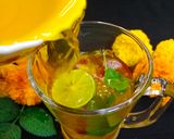 A picture of step 5 of Marigold Flower Tea.
