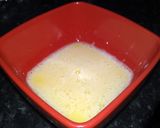 A picture of step 2 of fish finger omelette.