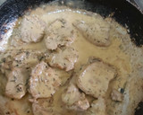 Foto del paso 4 de la receta: Lomo en salsa de pimienta