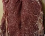 A picture of step 2 of Stuffed pork fillet.