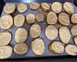 Foto del paso 2 de la receta: Papas al horno de ajo y mantequilla