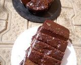 A picture of step 5 of Chocolate cake loaf with chocolate gnache frosting.