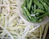 Foto langkah ke 1 dari resep Tumis pepaya muda kacang panjang.