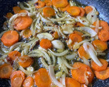 Foto del paso 3 de la receta: Lomo de la cabezada en salsa