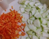 Foto langkah ke 1 dari resep Oyong gambas kuah kuning Vaganza.