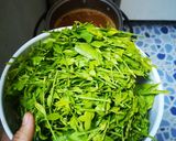 รูปขั้นตอนการทำที่ 4 ของ แกงผักหวานใส่ไข่มดแดง🍴😋