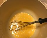 Gambar langkah 7 resipi Puding Caramel dalam bekas plastic.