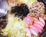 A picture of step 5 of Delicious! Rich Tonkotsu-Style Soy Sauce Ramen Hot Pot.