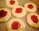 Foto del paso 4 de la receta: Ojitos de membrillo y dulce de leche