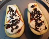 Foto del paso 5 de la receta: Berenjenas rellenas de calamares en salsa americana 