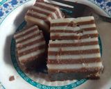 Foto langkah ke 11 dari resep Lapis Beras coklat putih.