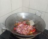 Foto langkah ke 4 dari resep Tumis Jantung Ayam dan Kentang.