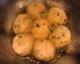 A picture of step 2 of Spicy Potato Manchurian.