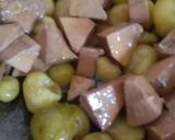 ग्रेवी वाली कटहल की सब्जी और पूरी (gravy wali kathal ki sabzi aur poori recipe in Hindi) रेसिपी चरण 3 फोटो
