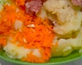 Foto langkah ke 3 dari resep Mpasi kentang ayam keju. Bb boster.