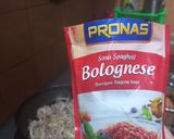 Foto langkah ke 7 dari resep Pizza Roti Bakar Topping Beef Slice Bolognese.