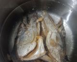 Foto langkah ke 3 dari resep Sup kepala Ikan Asin Tenggiri.