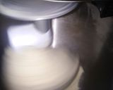 صورة لخطوة 1 من وصفة سفنج سهل وخفيف