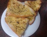 Foto del paso 3 de la receta: Pan rustico al ajo a la plancha