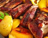 Fokhagymás oldalas, vele sült, rozmaringos burgonyával recept fázis 2 fotója