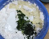 Foto langkah ke 5 dari resep Kue Bawang Jadul.