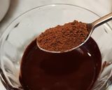 Foto del passaggio 2 della ricetta Tortino al cioccolato con cuore morbido