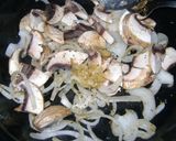 Foto del paso 2 de la receta: Pizza con champiñones salteados