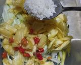 Foto langkah ke 5 dari resep Asinan Kocok Dadakan.