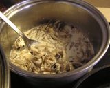 A picture of step 4 of Mushroom Broth and Creamy Mushroom Pasta.