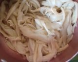 Foto langkah ke 1 dari resep Jamur Sosis Saus Tiram.