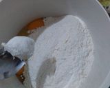 Foto langkah ke 4 dari resep BOLU KUKUS MEKAR PELANGI.